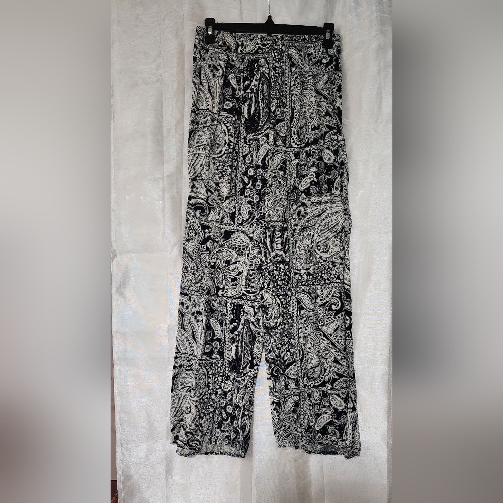 Large printed black and white pants